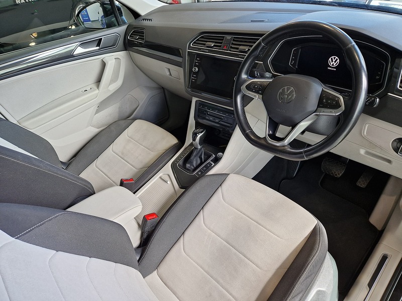 Volkswagen Tiguan TSI Elegance - U12092