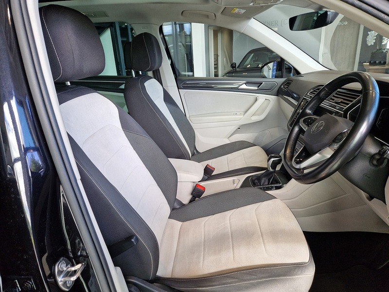 Volkswagen Tiguan TSI Elegance - U12092