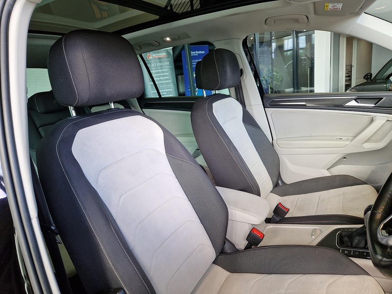 Volkswagen Tiguan TSI Elegance - U12092