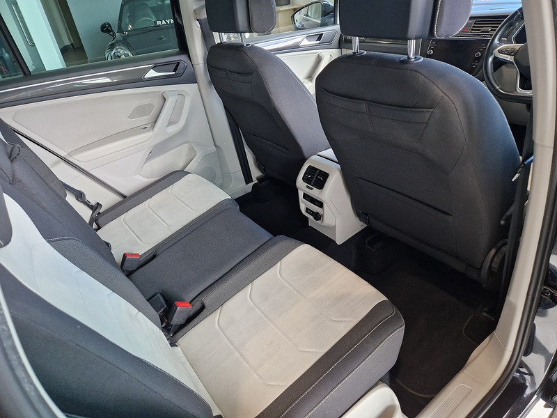 Volkswagen Tiguan TSI Elegance - U12092