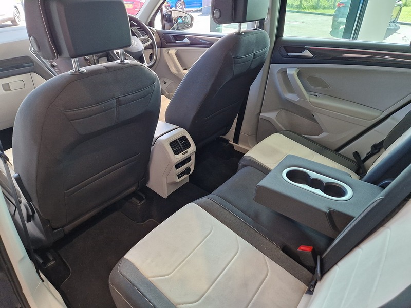 Volkswagen Tiguan TSI Elegance - U12092