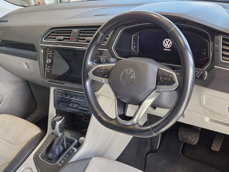 Volkswagen Tiguan TSI Elegance - U12092