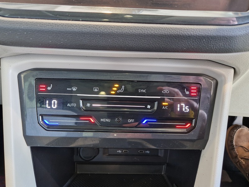 Volkswagen Tiguan TSI Elegance - U12092