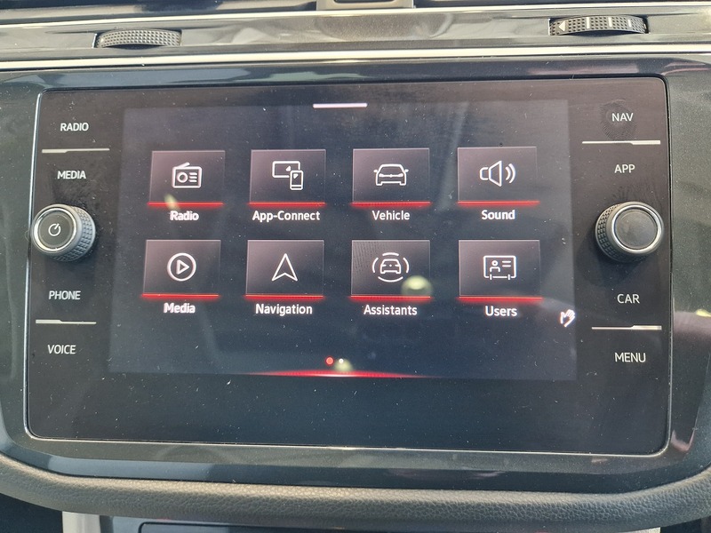 Volkswagen Tiguan TSI Elegance - U12092