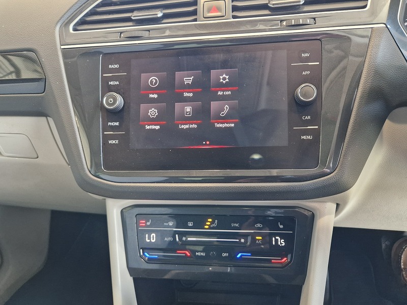Volkswagen Tiguan TSI Elegance - U12092