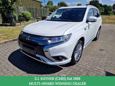 Mitsubishi Outlander 50kWh Ultimate SUV 5dr Electric Auto (136 ps)