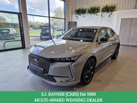 DS AUTOMOBILES DS 4 1.2 Turbo SRi Nav Premium Hatchback 5dr Petrol Manual Euro 6 (s/s) (100 ps)