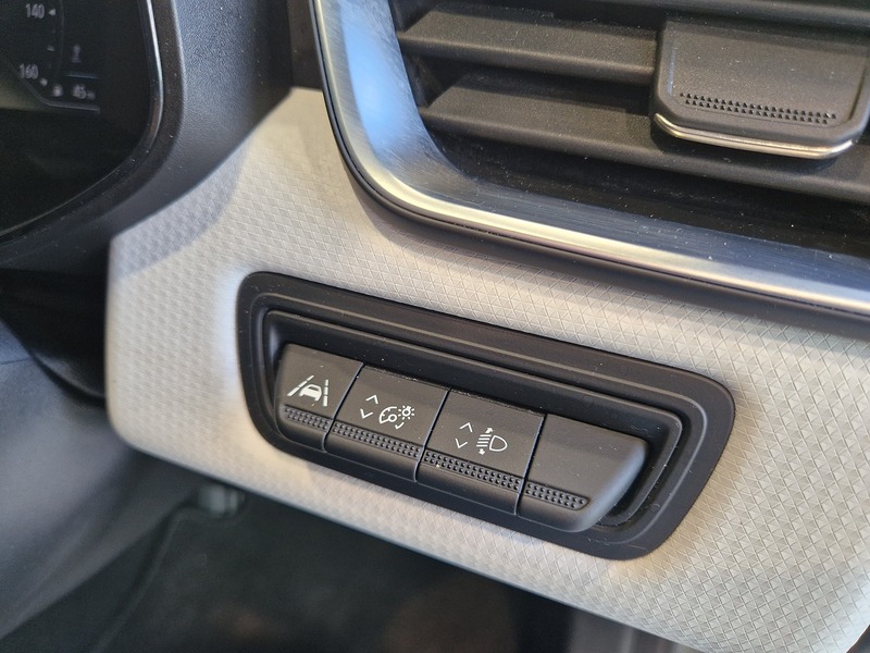 Renault Clio TCe Techno - U12102