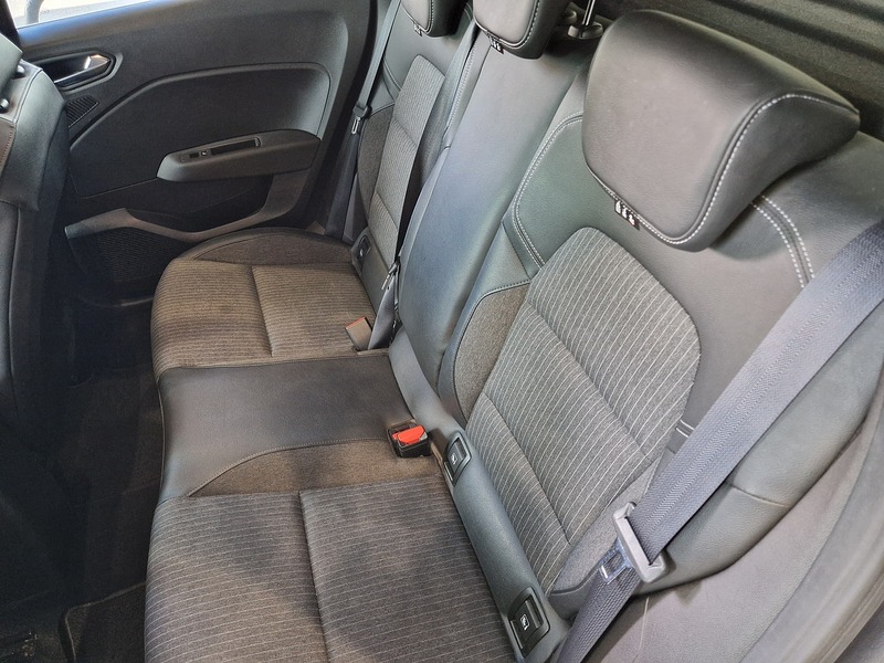 Renault Clio TCe Techno - U12102