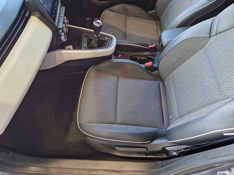 Renault Clio TCe Techno - U12102