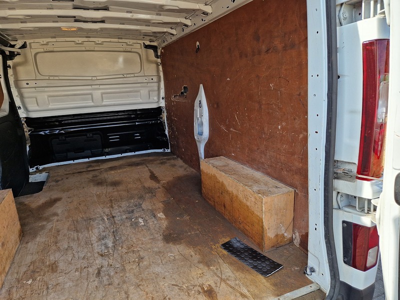 Renault Trafic dCi ENERGY 30 Business+ - U12104