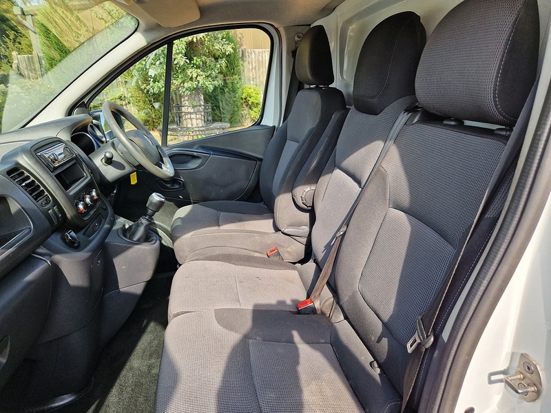 Renault Trafic dCi ENERGY 30 Business+ - U12104