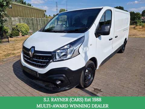 Renault Trafic 1.0 TCe Expression MPV 5dr Petrol Manual Euro 6 (s/s) (110 ps)