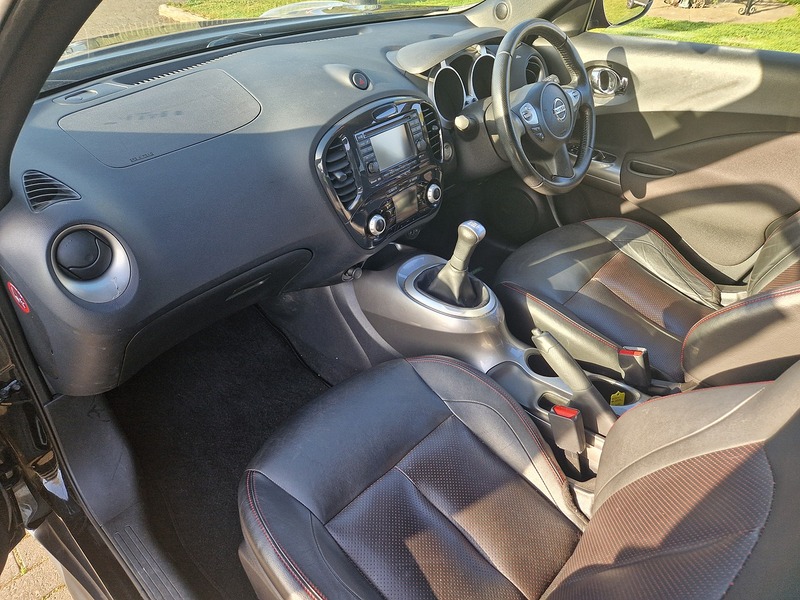 Nissan Juke Tekna - U12105