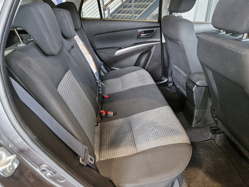 Suzuki S-Cross Boosterjet MHEV Motion - U12109