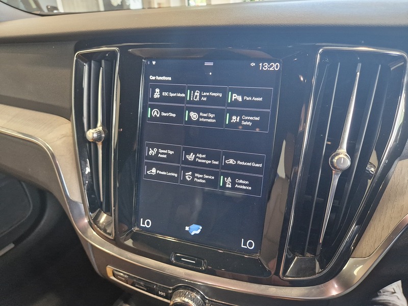 Volvo V60 D4 Inscription - U12120