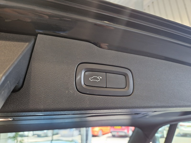 Volvo V60 D4 Inscription - U12120