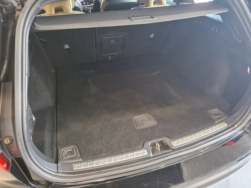 Volvo V60 D4 Inscription - U12120