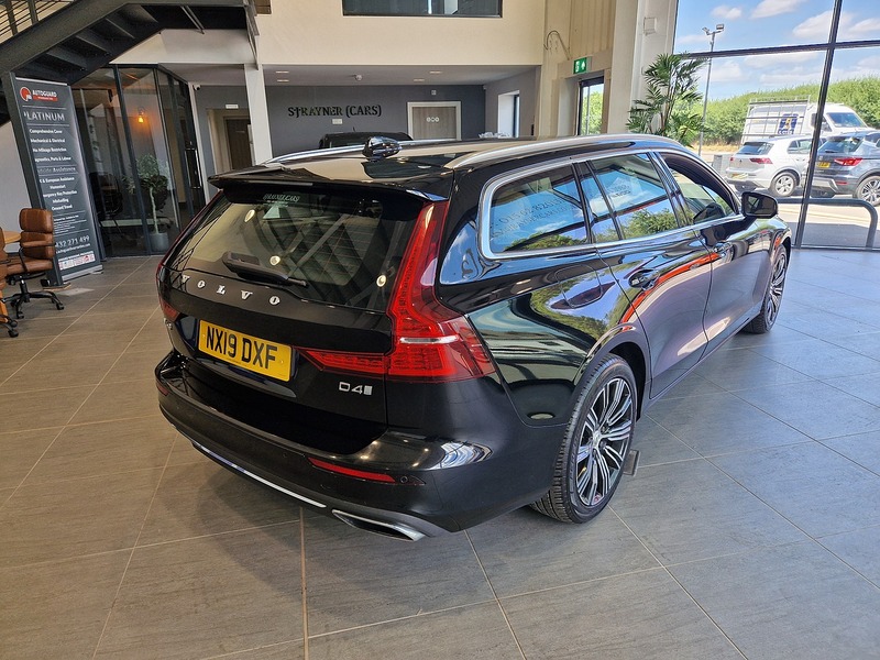 Volvo V60 D4 Inscription - U12120