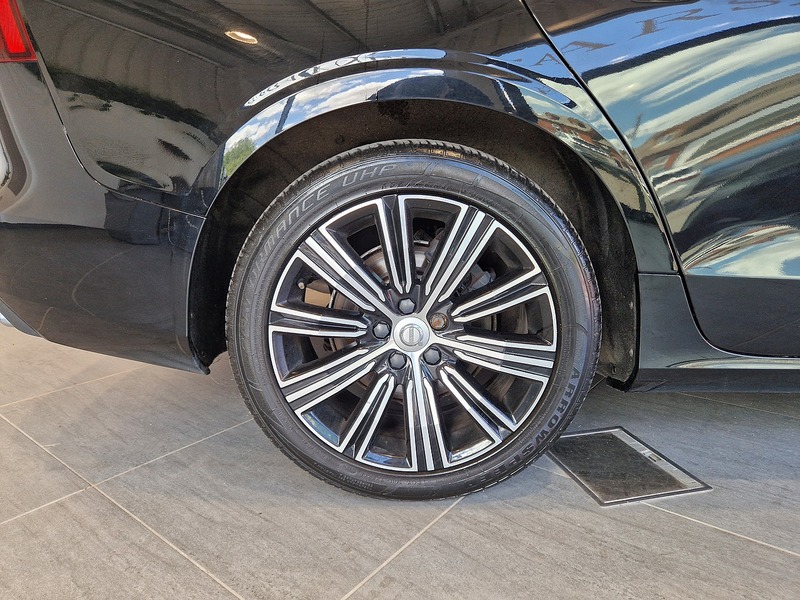 Volvo V60 D4 Inscription - U12120