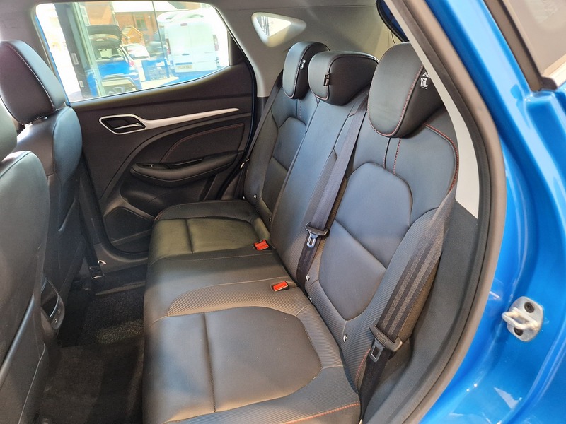 MG MG ZS T-GDI Exclusive - U12126