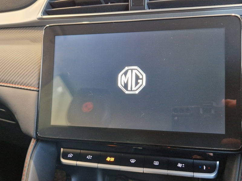MG MG ZS T-GDI Exclusive - U12126