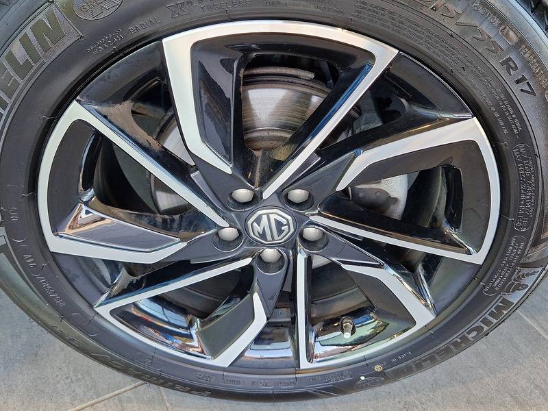 MG MG ZS T-GDI Exclusive - U12126