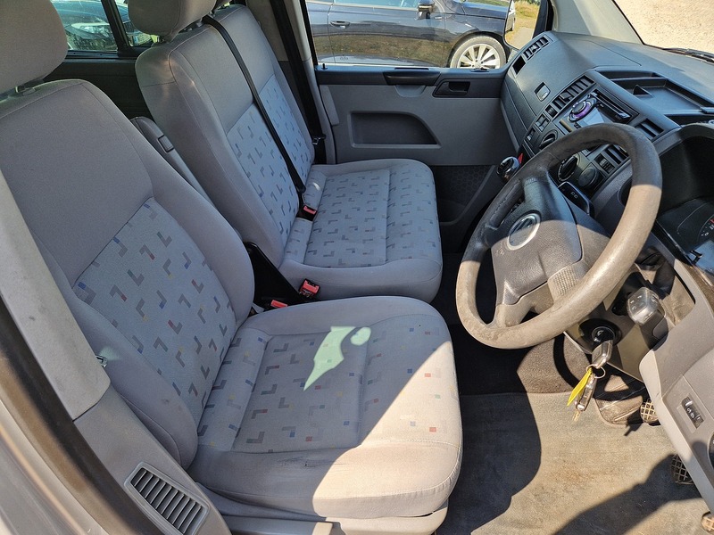 Volkswagen Transporter TDI T30 - U12127