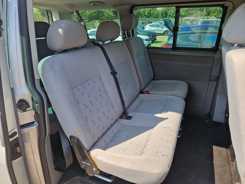 Volkswagen Transporter TDI T30 - U12127