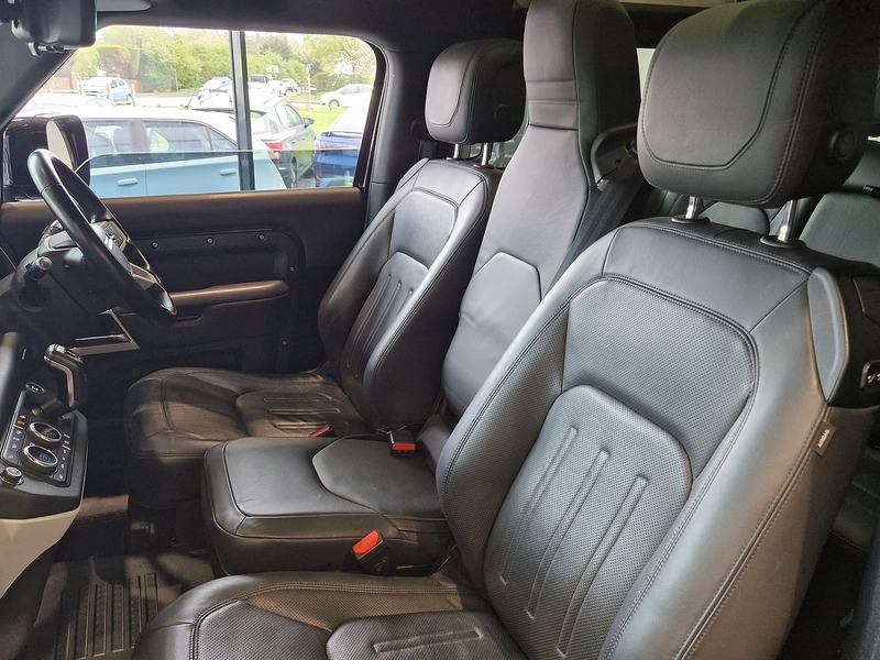 Land Rover Defender 90 D250 MHEV HSE - U12128