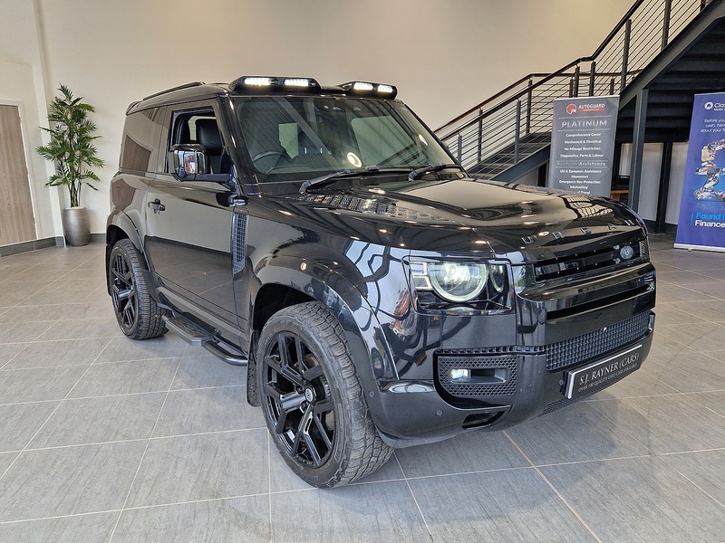 Land Rover Defender 90 D250 MHEV HSE - U12128