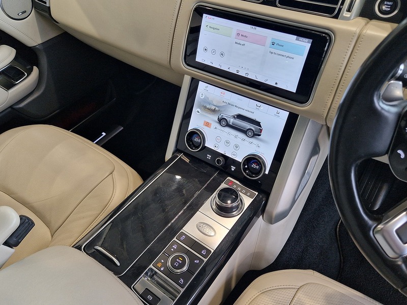 Land Rover Range Rover SD V8 Autobiography - U12129