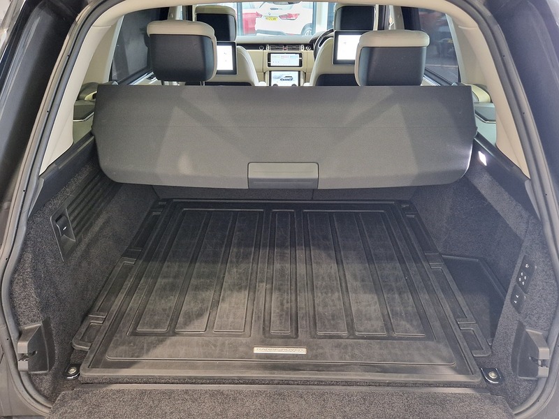 Land Rover Range Rover SD V8 Autobiography - U12129