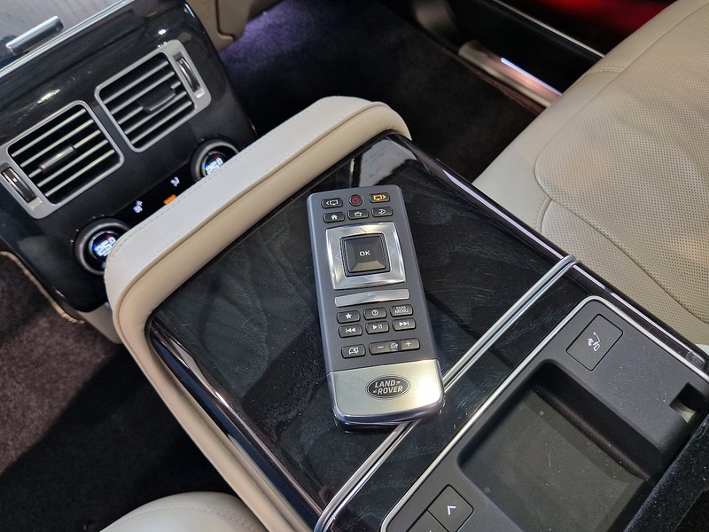 Land Rover Range Rover SD V8 Autobiography - U12129