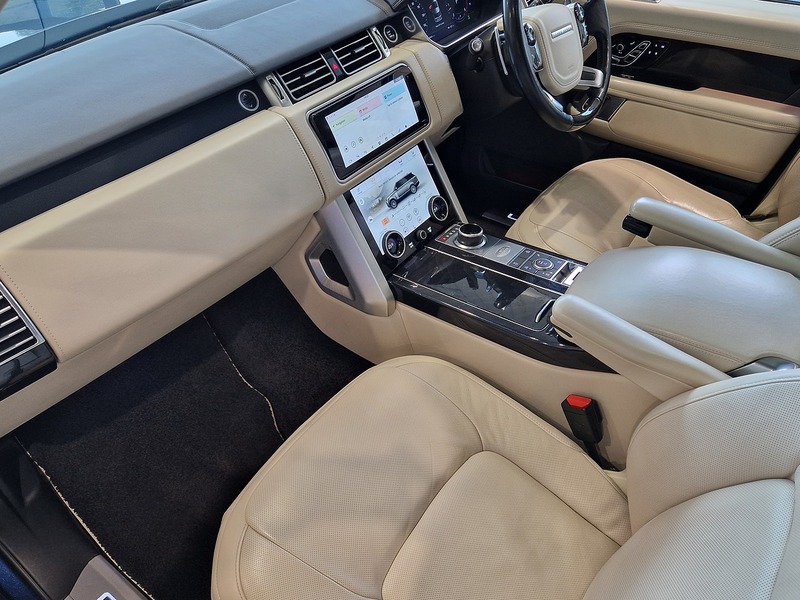Land Rover Range Rover SD V8 Autobiography - U12129