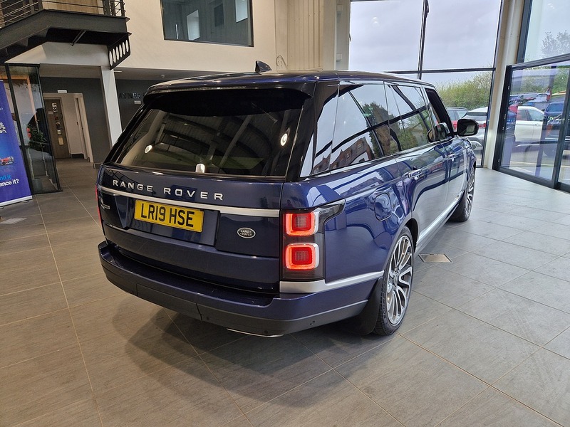 Land Rover Range Rover SD V8 Autobiography - U12129
