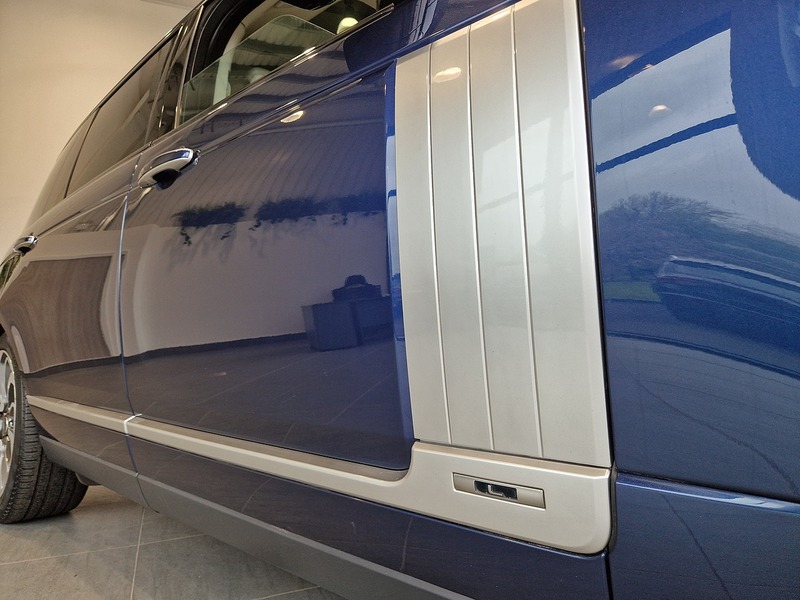 Land Rover Range Rover SD V8 Autobiography - U12129