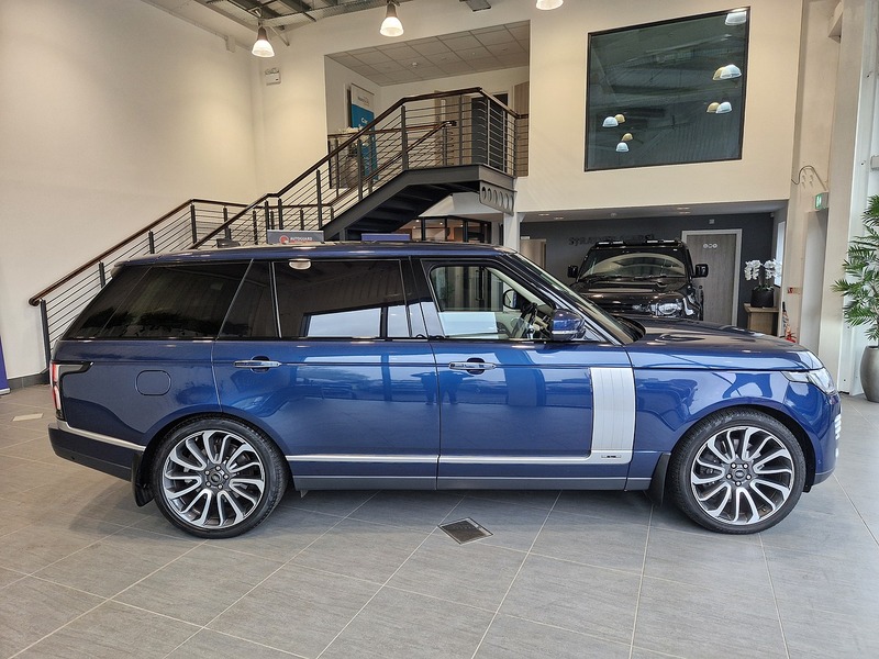 Land Rover Range Rover SD V8 Autobiography - U12129