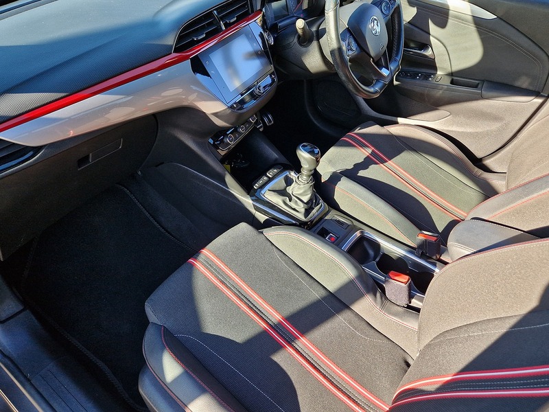 Vauxhall Corsa Turbo SRi Nav Premium - U12131