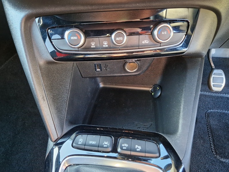 Vauxhall Corsa Turbo SRi Nav Premium - U12131