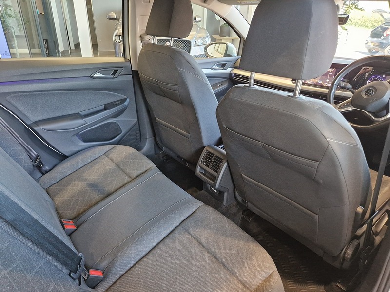 Volkswagen Golf TDI Life - U12139
