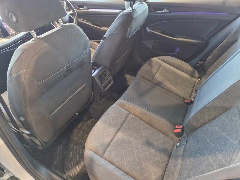 Volkswagen Golf TDI Life - U12139