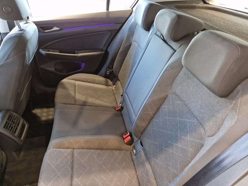 Volkswagen Golf TDI Life - U12139