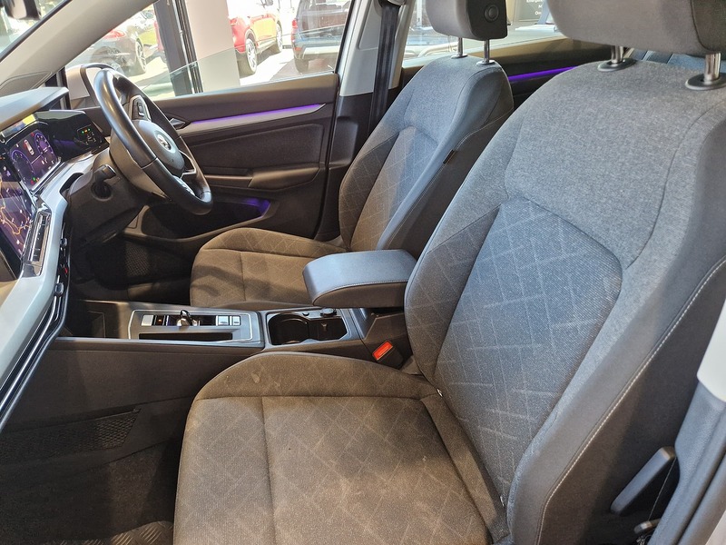 Volkswagen Golf TDI Life - U12139