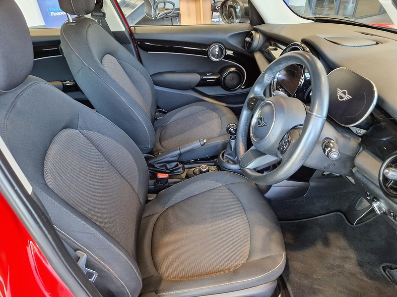 MINI Hatch Cooper Classic - U12143