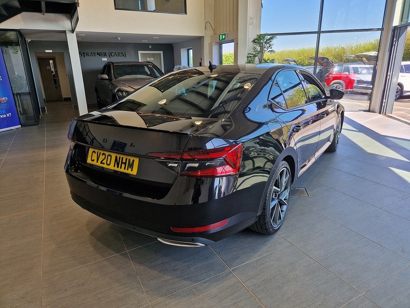 Skoda Superb TSI ACT SportLine Plus - U12146
