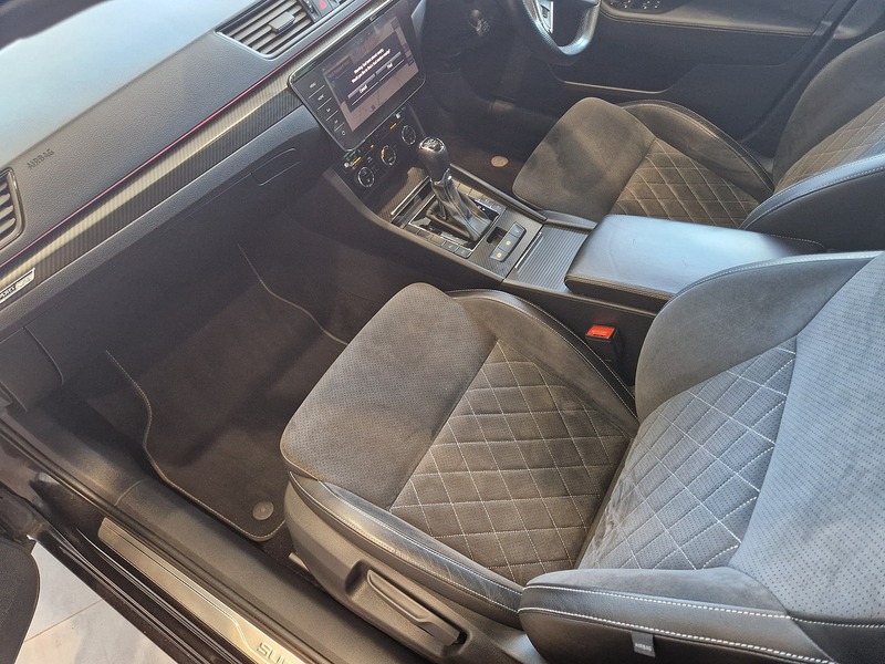 Skoda Superb TSI ACT SportLine Plus - U12146