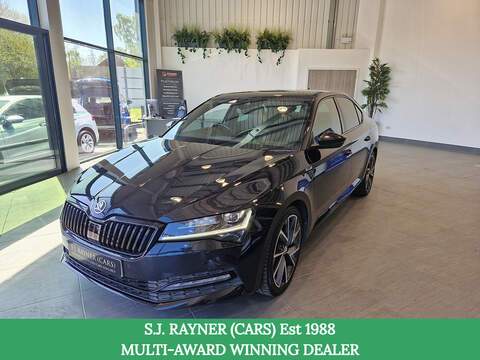 Skoda Superb 2.5 250 SE-L Convertible 2dr Petrol Auto Euro 4 (208 ps)