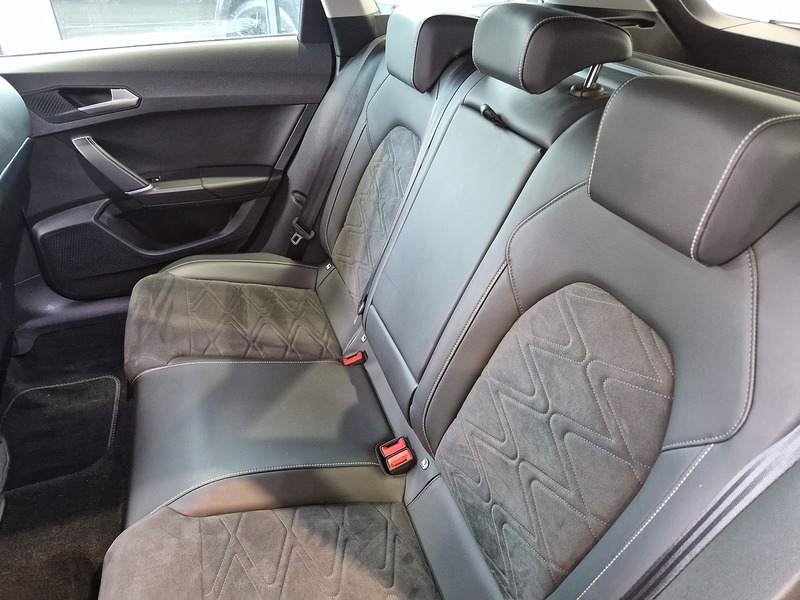 SEAT Leon eTSI MHEV XCELLENCE - U12150