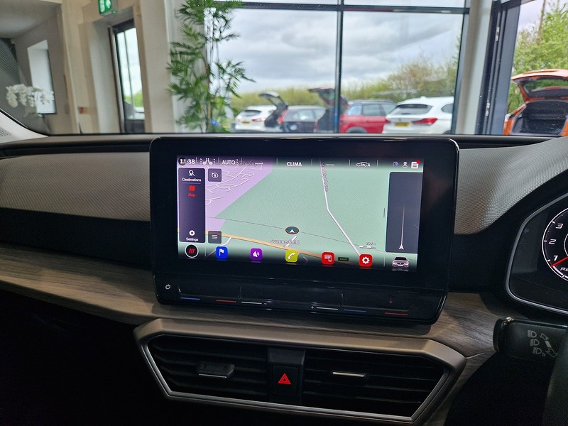 SEAT Leon eTSI MHEV XCELLENCE - U12150